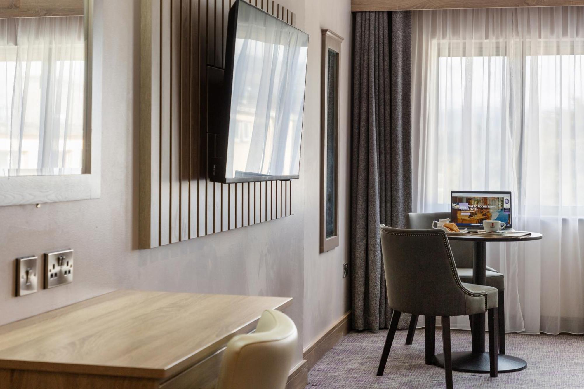 Rochestown Lodge Hotel Dun Laoghaire Bagian luar foto