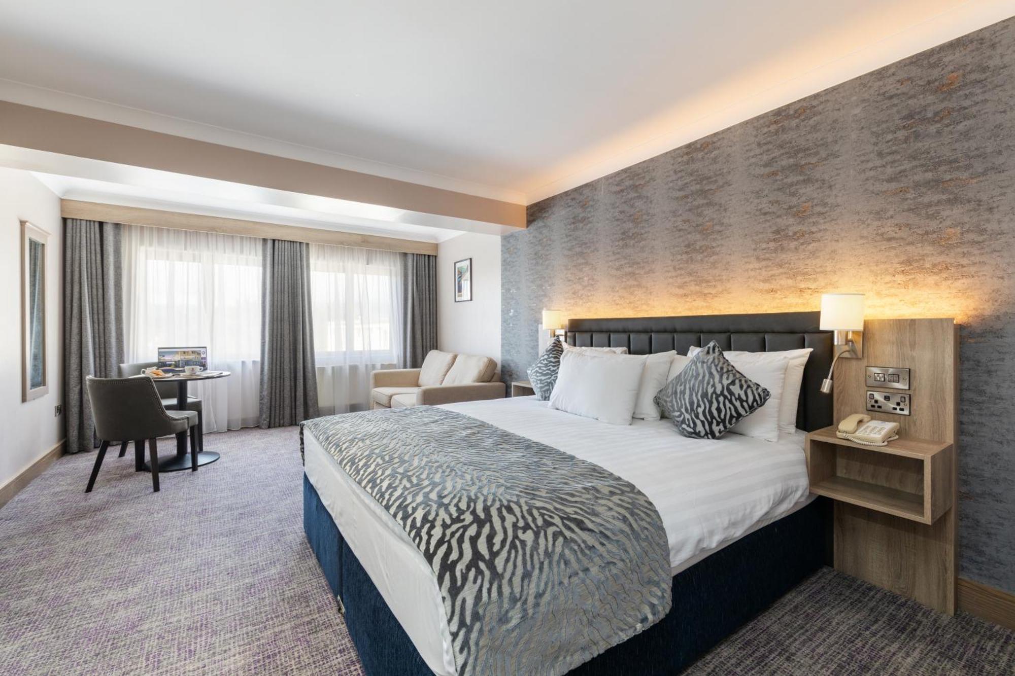 Rochestown Lodge Hotel Dun Laoghaire Bagian luar foto
