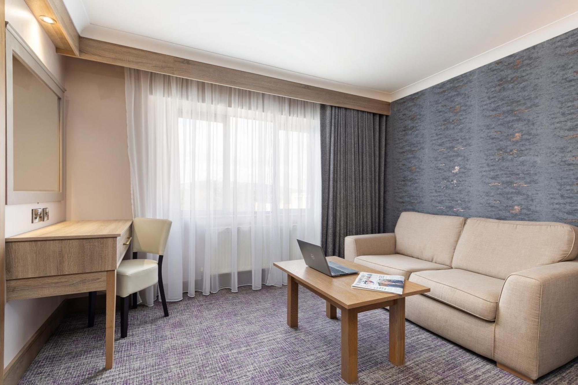 Rochestown Lodge Hotel Dun Laoghaire Bagian luar foto